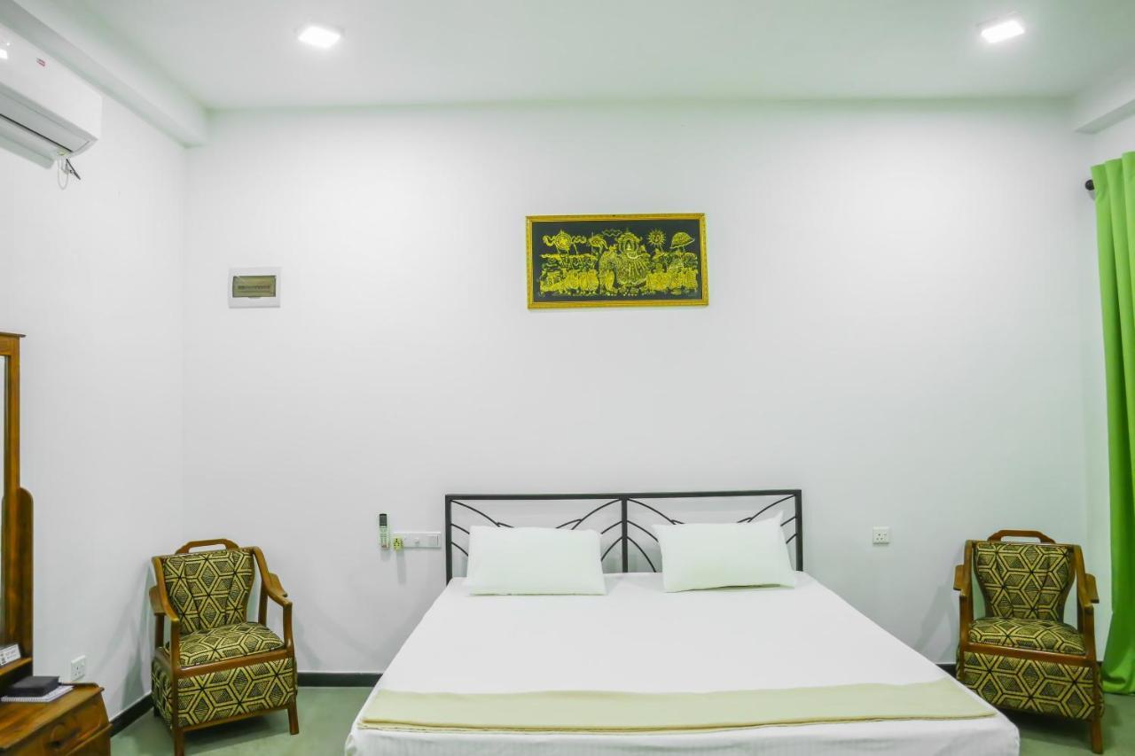 Sandy Palms Guesthouse Hikkaduwa Luaran gambar
