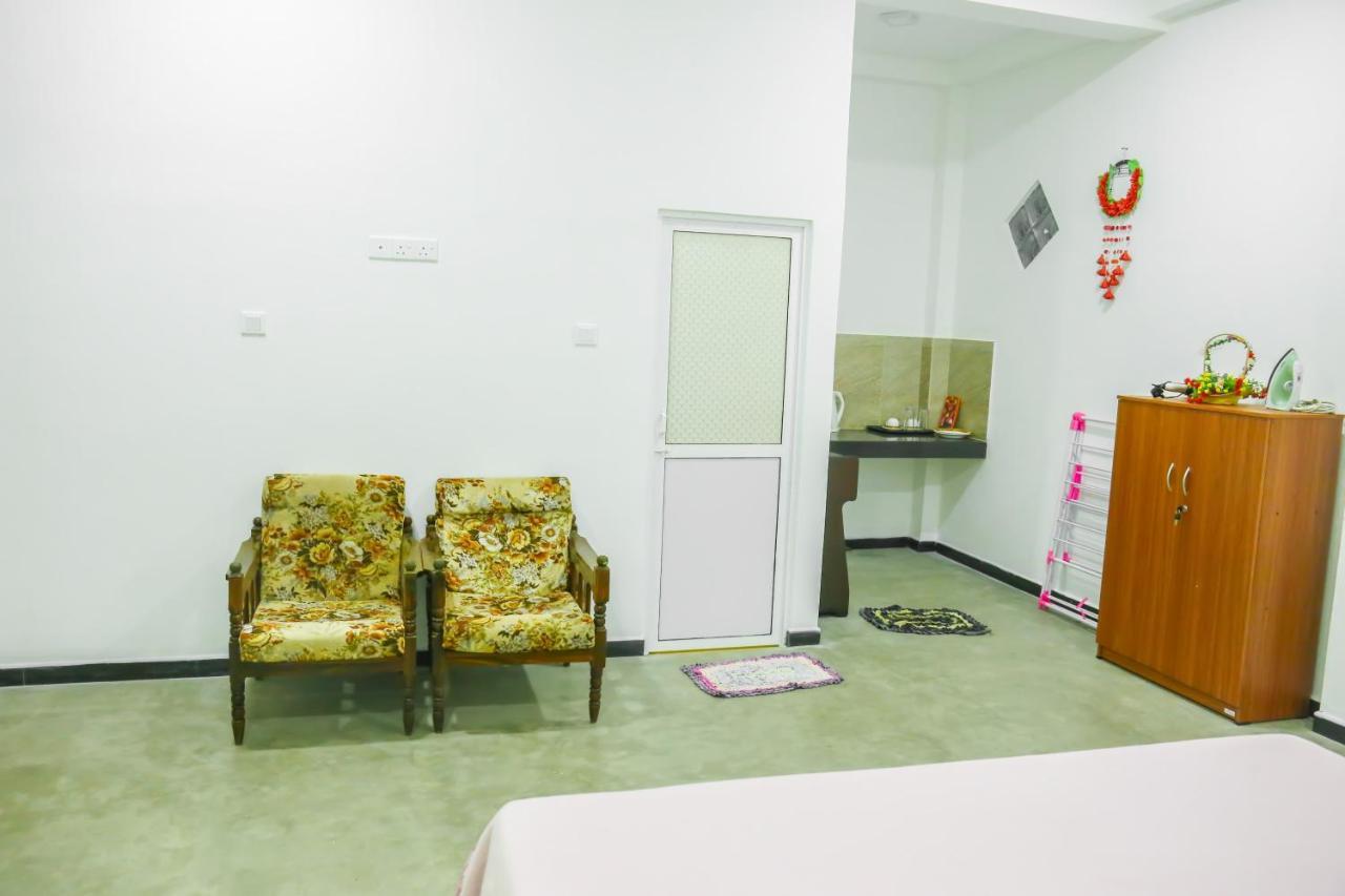 Sandy Palms Guesthouse Hikkaduwa Luaran gambar