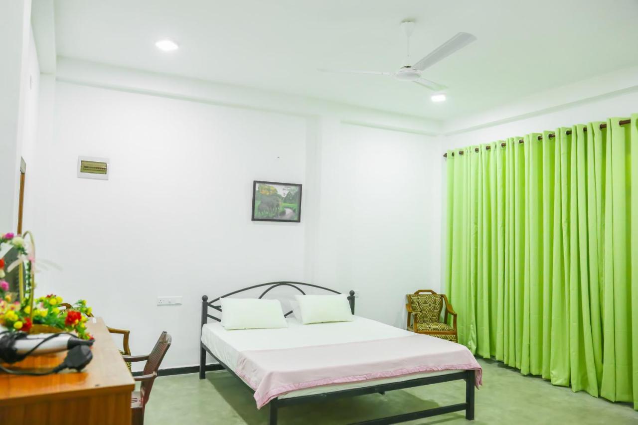 Sandy Palms Guesthouse Hikkaduwa Luaran gambar