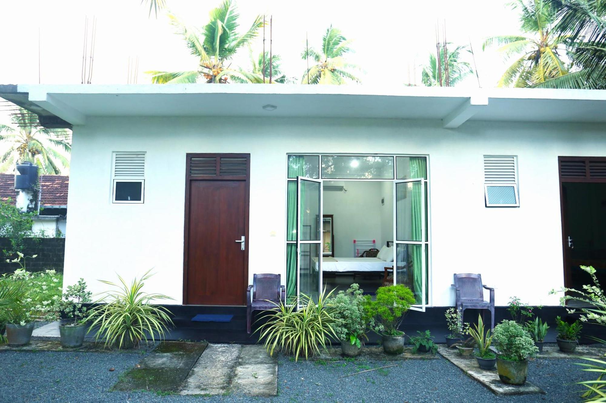 Sandy Palms Guesthouse Hikkaduwa Luaran gambar