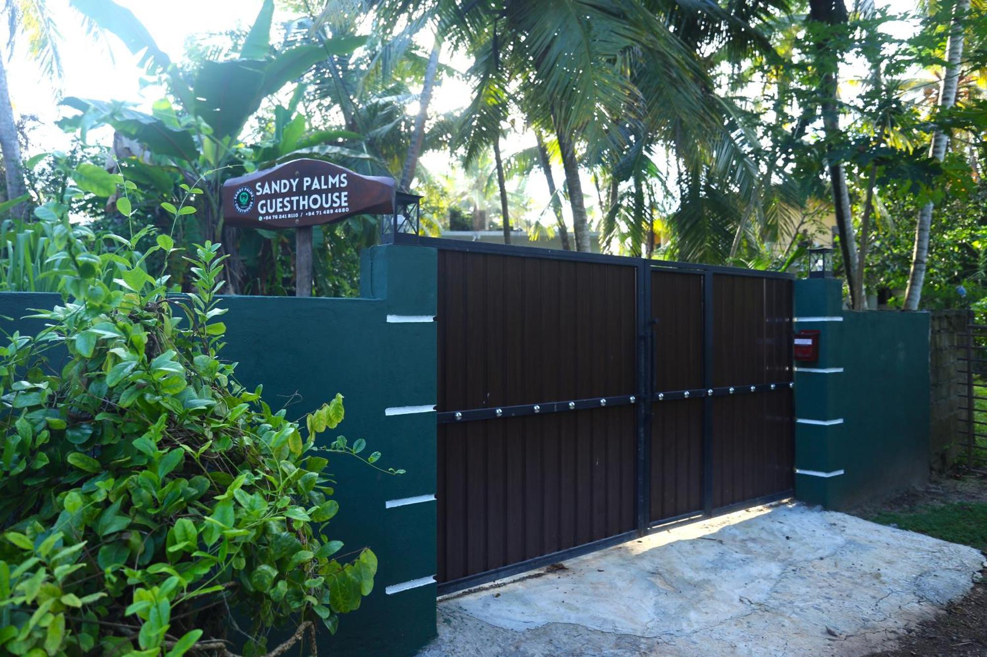 Sandy Palms Guesthouse Hikkaduwa Luaran gambar