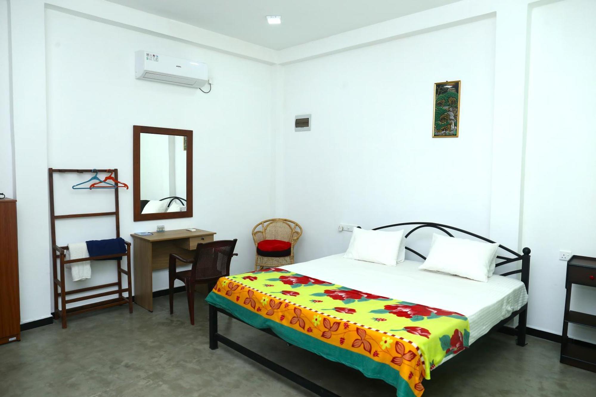 Sandy Palms Guesthouse Hikkaduwa Luaran gambar