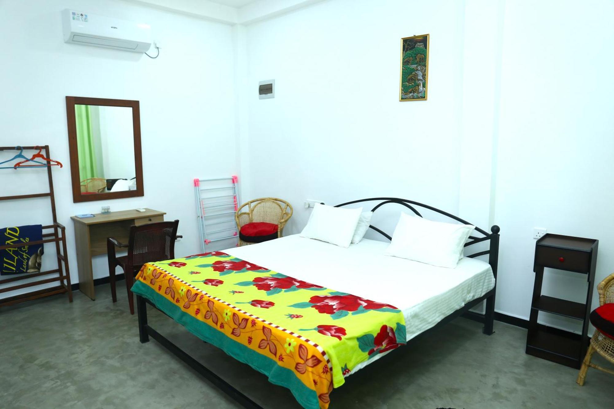 Sandy Palms Guesthouse Hikkaduwa Luaran gambar