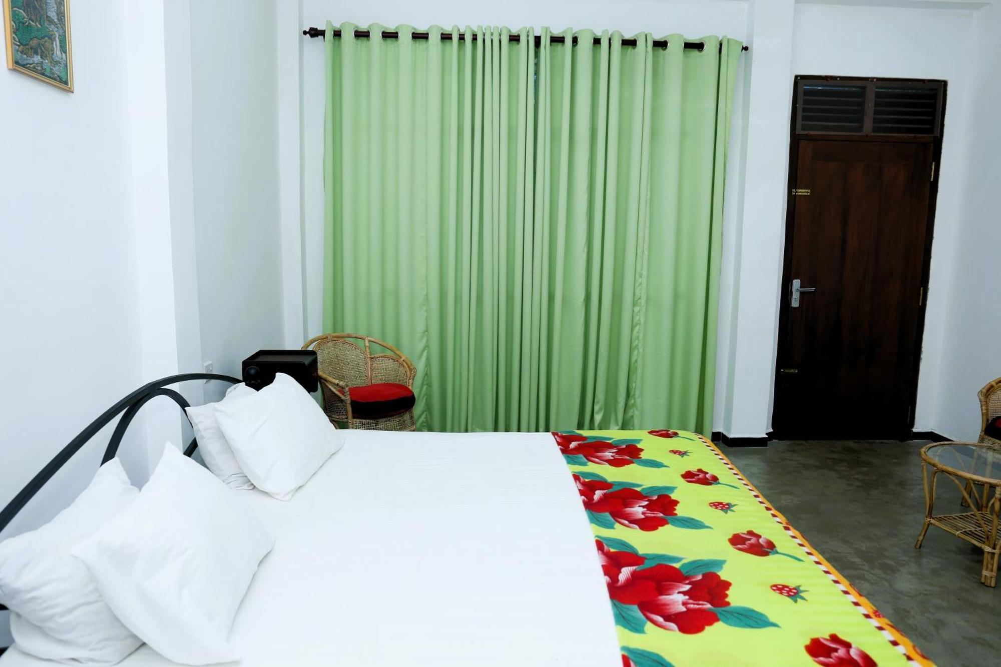 Sandy Palms Guesthouse Hikkaduwa Luaran gambar